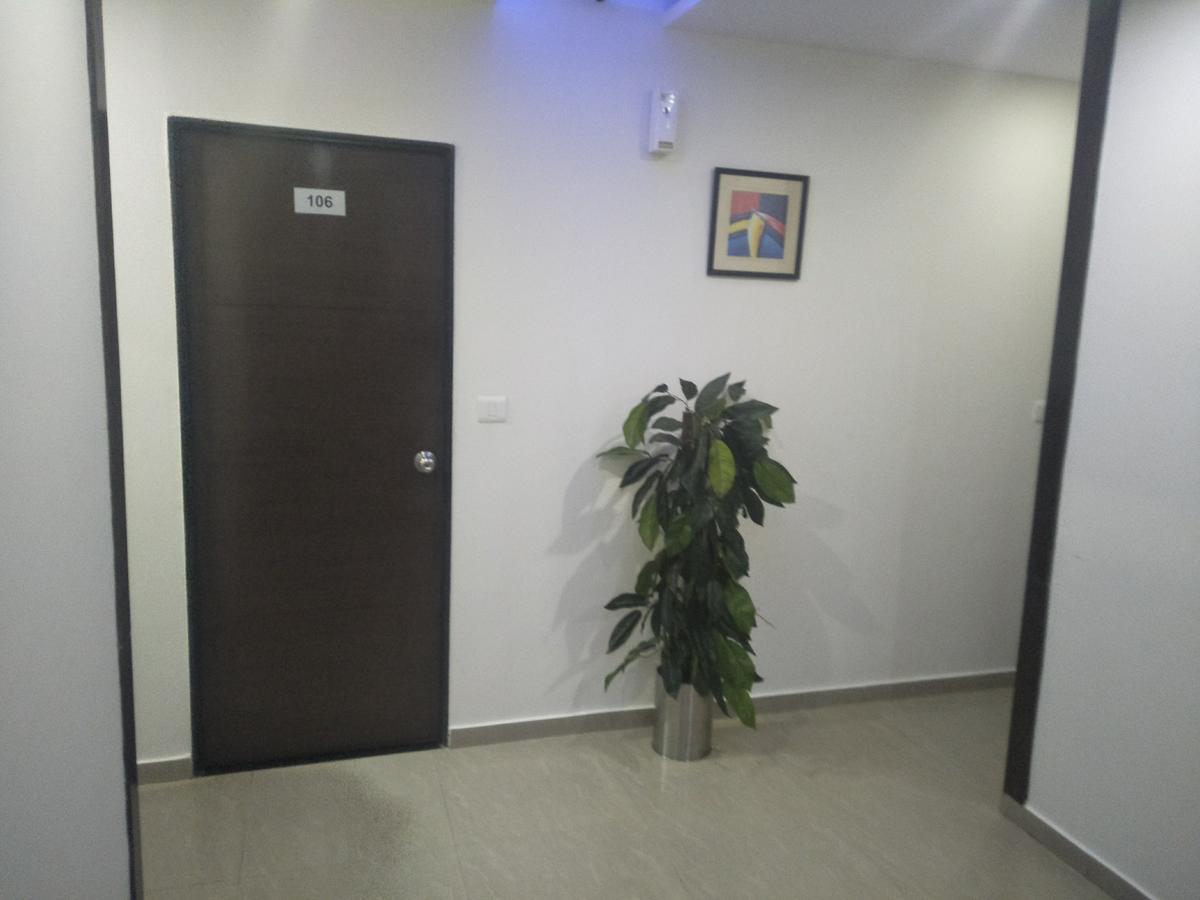 Hotel Ambience Sarkhej Exterior foto